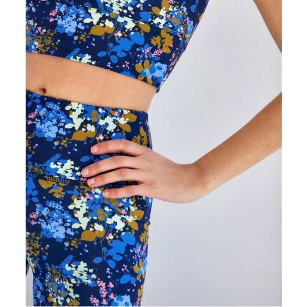 ANTHROPOLOGIE Daily Practice Liana Leggings